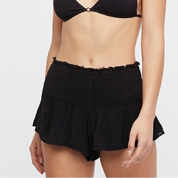 Free People Lost Girl Smocked Shorts Size XS